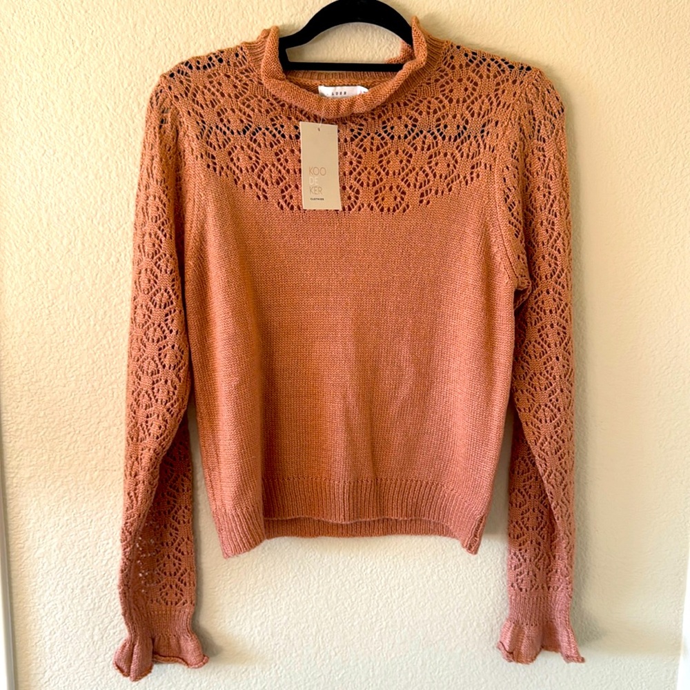 LUSH Sweater - NWT - Size M